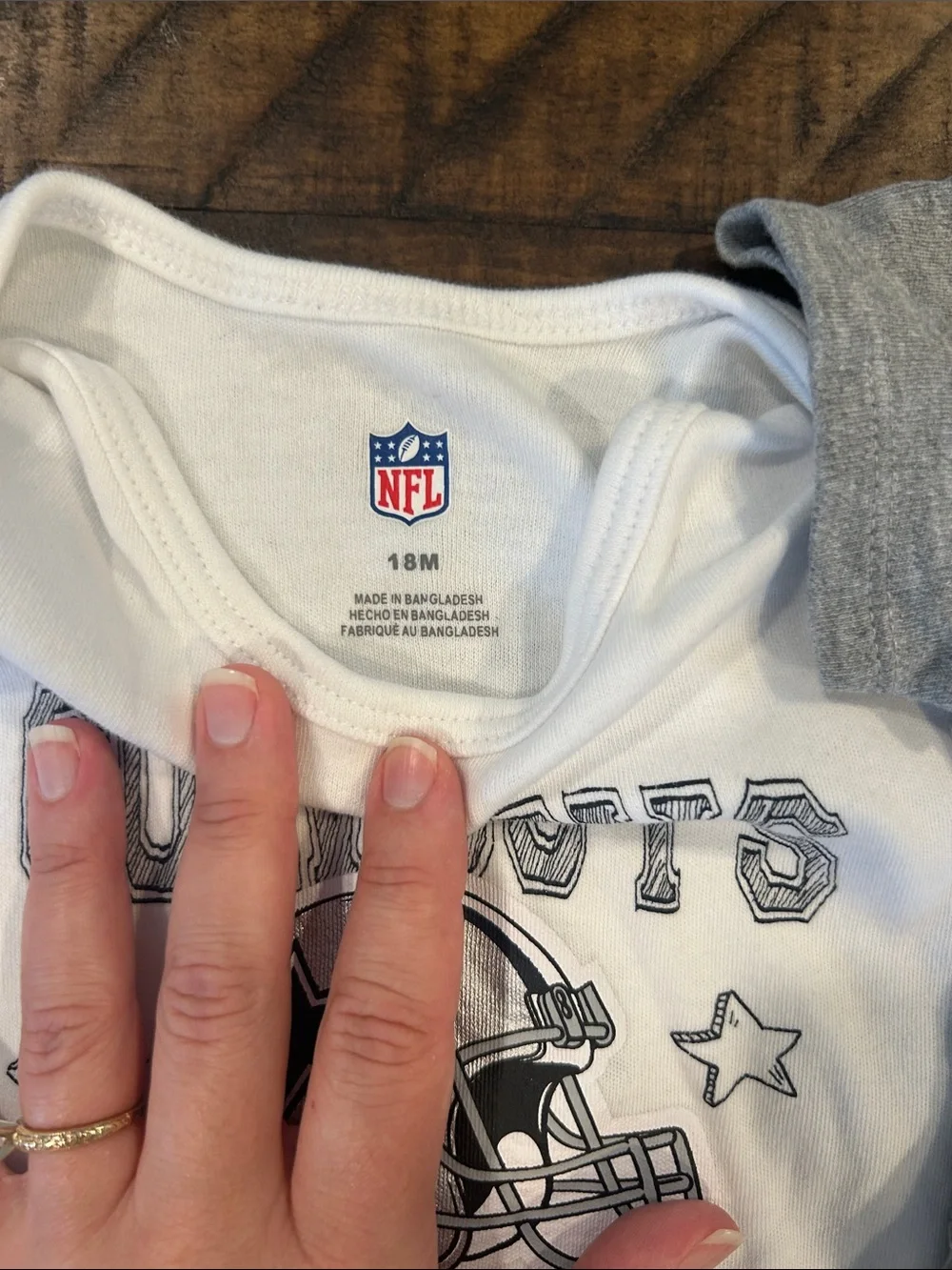 NFL Cowboys Baby One-Piece Bodysuits - White & Gray 🤠